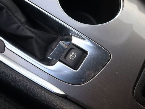 Used 2025 Chevrolet Malibu LT FWD image 28