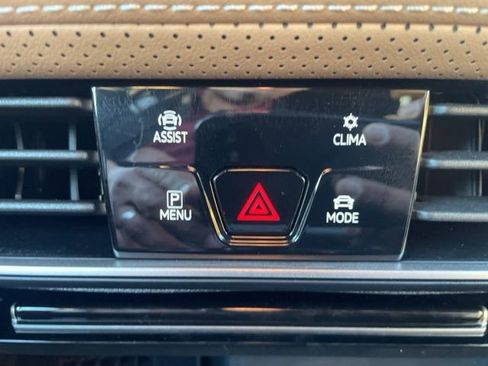 Certified 2025 Volkswagen Atlas Cross Sport SEL R-Line image 22