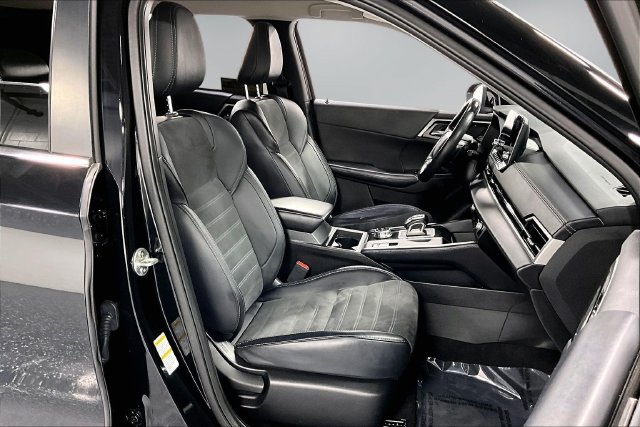 Used 2024 Mitsubishi Outlander SE Black Edition AWD/4WD image 27