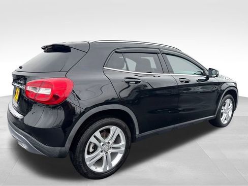 Used 2017 Mercedes-Benz GLA 250 GLA 250 image 7
