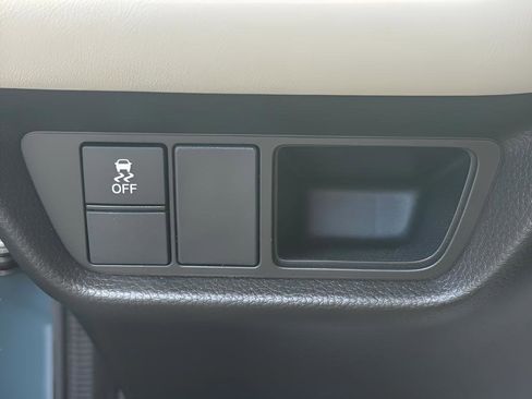 Certified 2024 Honda HR-V LX image 25