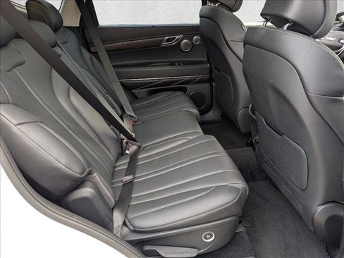 Used 2022 Genesis GV80 2.5T w/ Advanced Package 03 image 21