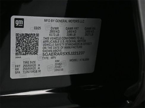 Used 2025 Buick Enclave Preferred image 18