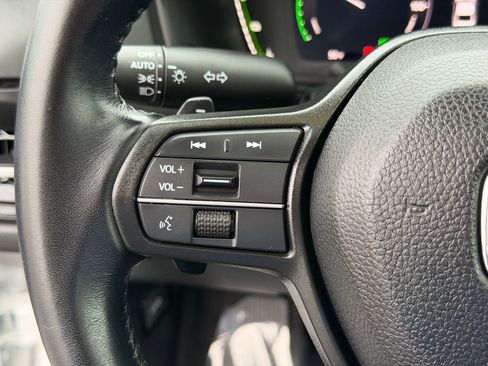 Used 2023 Honda Accord EX-L image 17