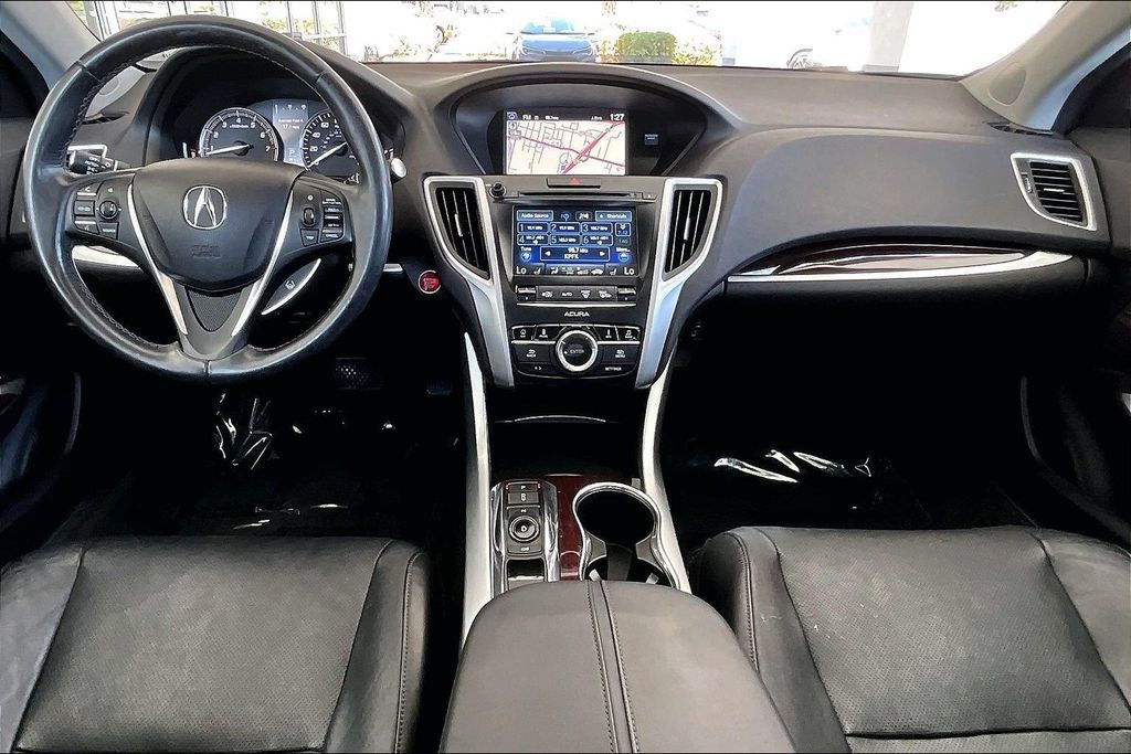 Used 2016 Acura TLX w/ Technology Package FWD image 7