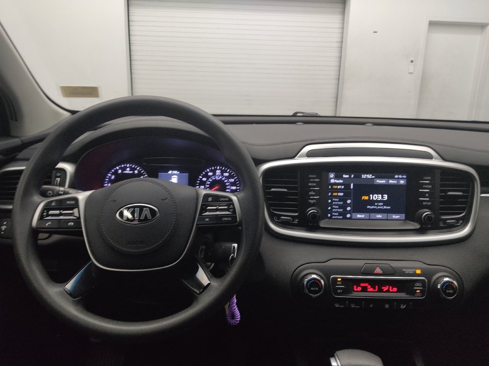 Used 2019 Kia Sorento AWD V6 image 22