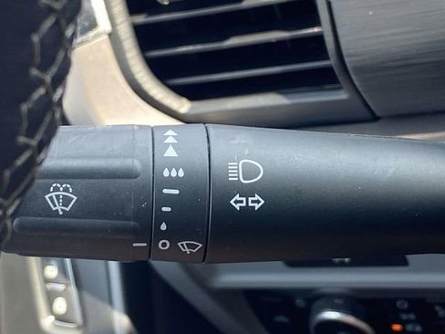 Used 2025 Ford F150 XLT w/ Equipment Group 301A Standard image 26