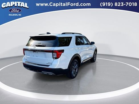 Certified 2025 Ford Explorer Active w/ Active Comfort Package AWD/4WD image 8