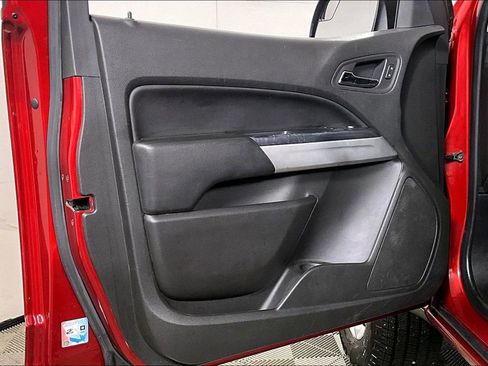 Used 2015 Chevrolet Colorado LT w/ LT Convenience Package image 22