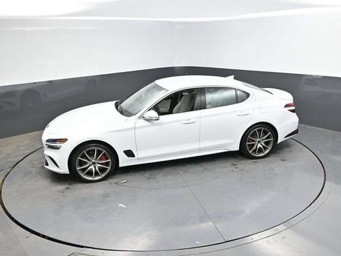 Used 2025 Genesis G70 2.5T AWD/4WD image 40