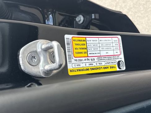 Used 2025 Ford Maverick XLT FWD image 21