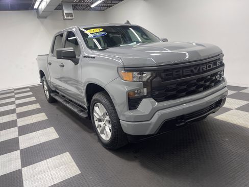 Used 2024 Chevrolet Silverado 1500 Custom w/ LPO, Dark Essentials Package image 6