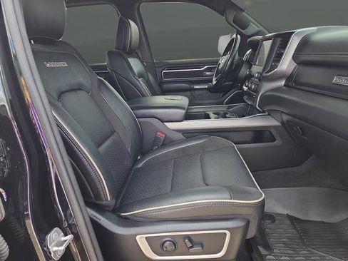 Used 2022 RAM 1500 Laramie w/ Sport Appearance Package image 32