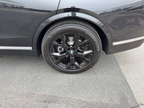 Used 2023 BMW X7 xDrive40i w/ Premium Package image 30