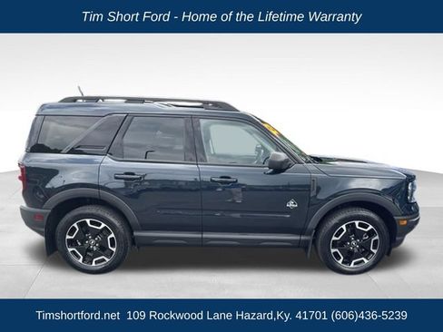 Used 2023 Ford Bronco Sport Outer Banks w/ Tech Package AWD/4WD image 3