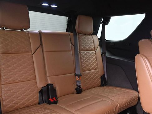 Used 2021 Cadillac Escalade Sport w/ Driver Assist Tech Package AWD/4WD image 15