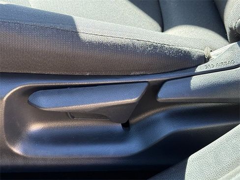 Used 2021 Toyota Corolla LE image 21