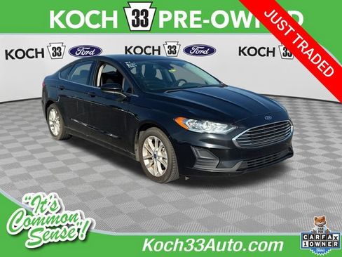 Used 2019 Ford Fusion SE FWD image 1