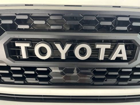 Used 2019 Toyota Tacoma TRD Pro AWD/4WD image 34