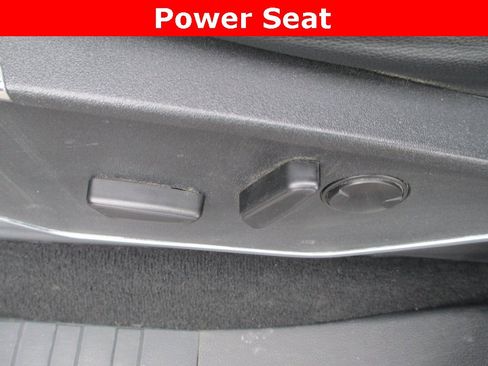 Used 2023 Ford F250 Lariat w/ Sport Appearance Package image 25