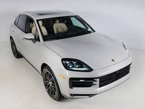 New 2026 Porsche Cayenne AWD/4WD image 31