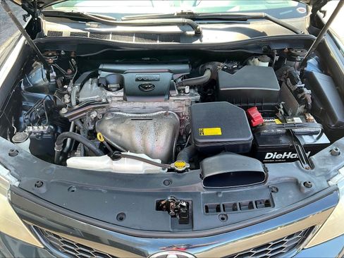 Used 2013 Toyota Camry SE FWD image 28