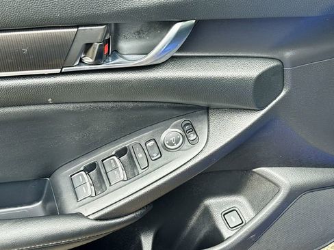 Used 2022 Honda Accord Sport Special Edition image 19