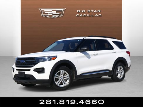 Used 2023 Ford Explorer XLT image 1