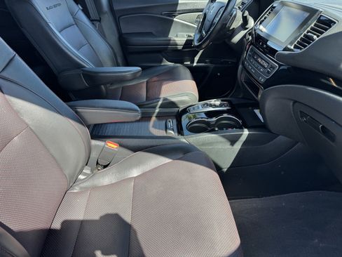 Used 2022 Honda Ridgeline Black Edition image 8