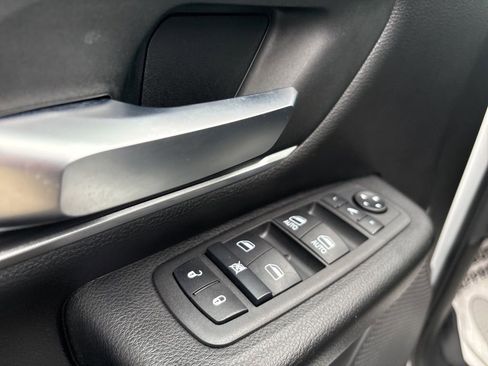 Used 2022 RAM 1500 Big Horn image 17