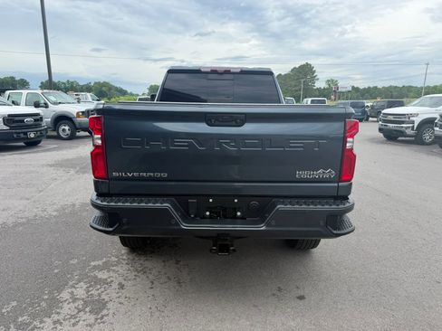 Used 2020 Chevrolet Silverado 3500 High Country w/ Z71 Off-Road Package AWD/4WD image 5