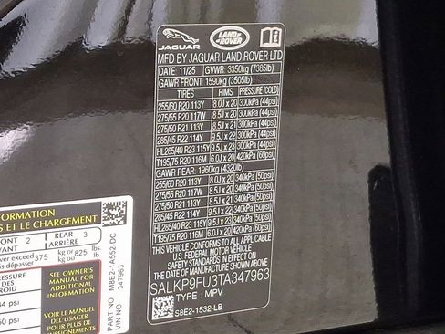 New 2026 Land Rover Range Rover SE image 21