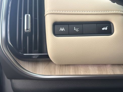 New 2026 Nissan Armada Platinum Reserve image 23