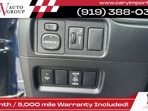 Used 2018 Toyota 4Runner TRD Off-Road AWD/4WD image 13