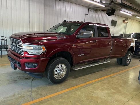 Used 2020 RAM 3500 Laramie image 2