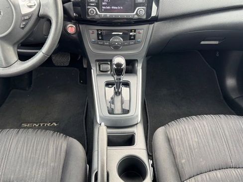 Used 2018 Nissan Sentra SV image 19