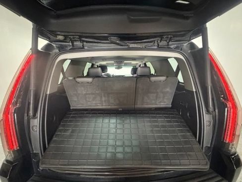 Used 2016 Cadillac Escalade Premium AWD/4WD image 11