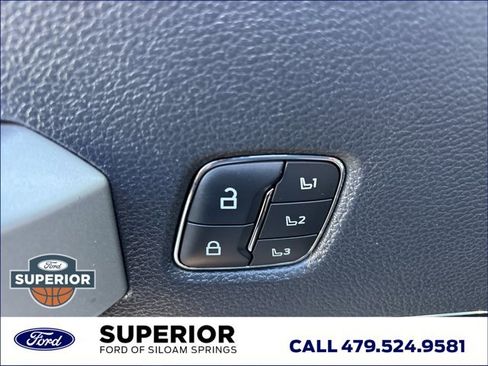 Used 2022 Ford F250 Lariat w/ Lariat Value Package image 22