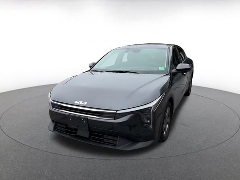 Used 2025 Kia K4 FWD image 6