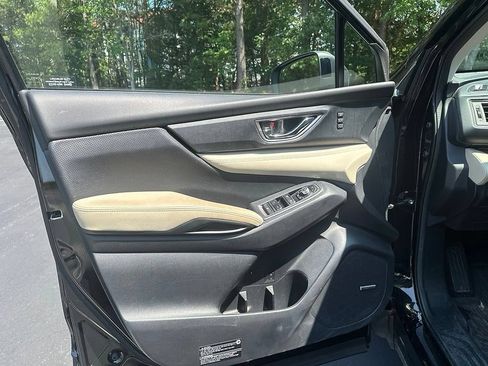 Used 2023 Subaru Ascent Limited w/ Technology Package AWD/4WD image 5