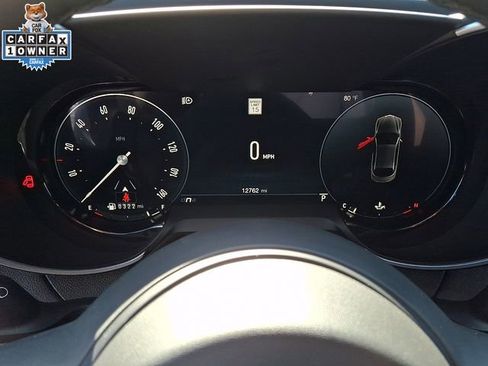 Used 2025 Alfa Romeo Giulia AWD image 23