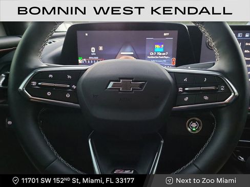 Used 2025 Chevrolet Traverse Z71 w/ Enhanced Driving Package image 16