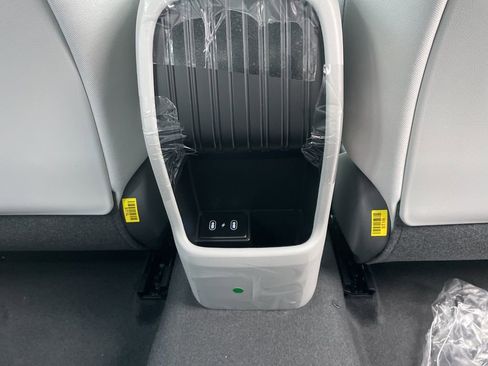 New 2026 Hyundai Kona SE image 11