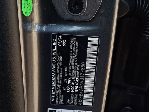 Used 2024 Mercedes-Benz GLE 450e 4MATIC image 28