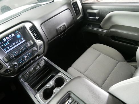 Used 2018 Chevrolet Silverado 1500 LT w/ All Star Edition image 11