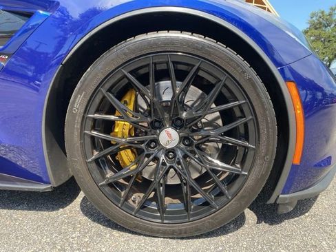 Used 2018 Chevrolet Corvette Grand Sport RWD image 14