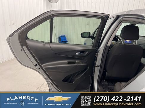 Used 2023 Chevrolet Equinox LT AWD/4WD image 9