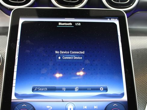 Used 2024 Mercedes-Benz GLC 300 4MATIC image 42