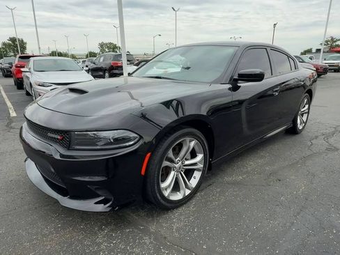 Used 2022 Dodge Charger R/T RWD image 4