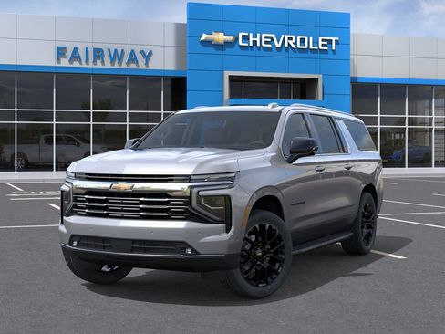 New 2026 Chevrolet Suburban Premier AWD/4WD image 7